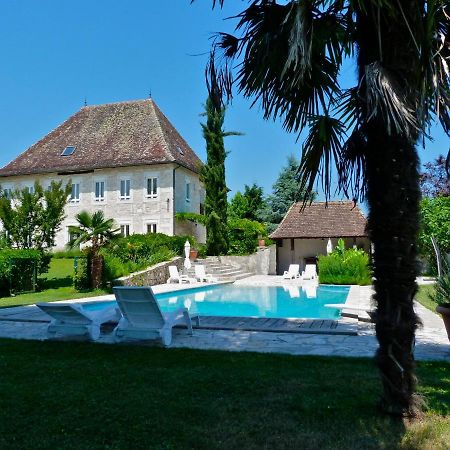Bed and Breakfast Domaine Du Manoir Лез-Авеньєр Екстер'єр фото